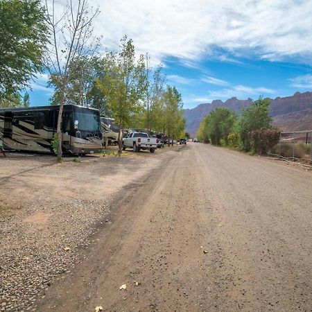 Funstays Glamping Setup Tent In Rv Park #1 Ok-T1 Moab Kültér fotó