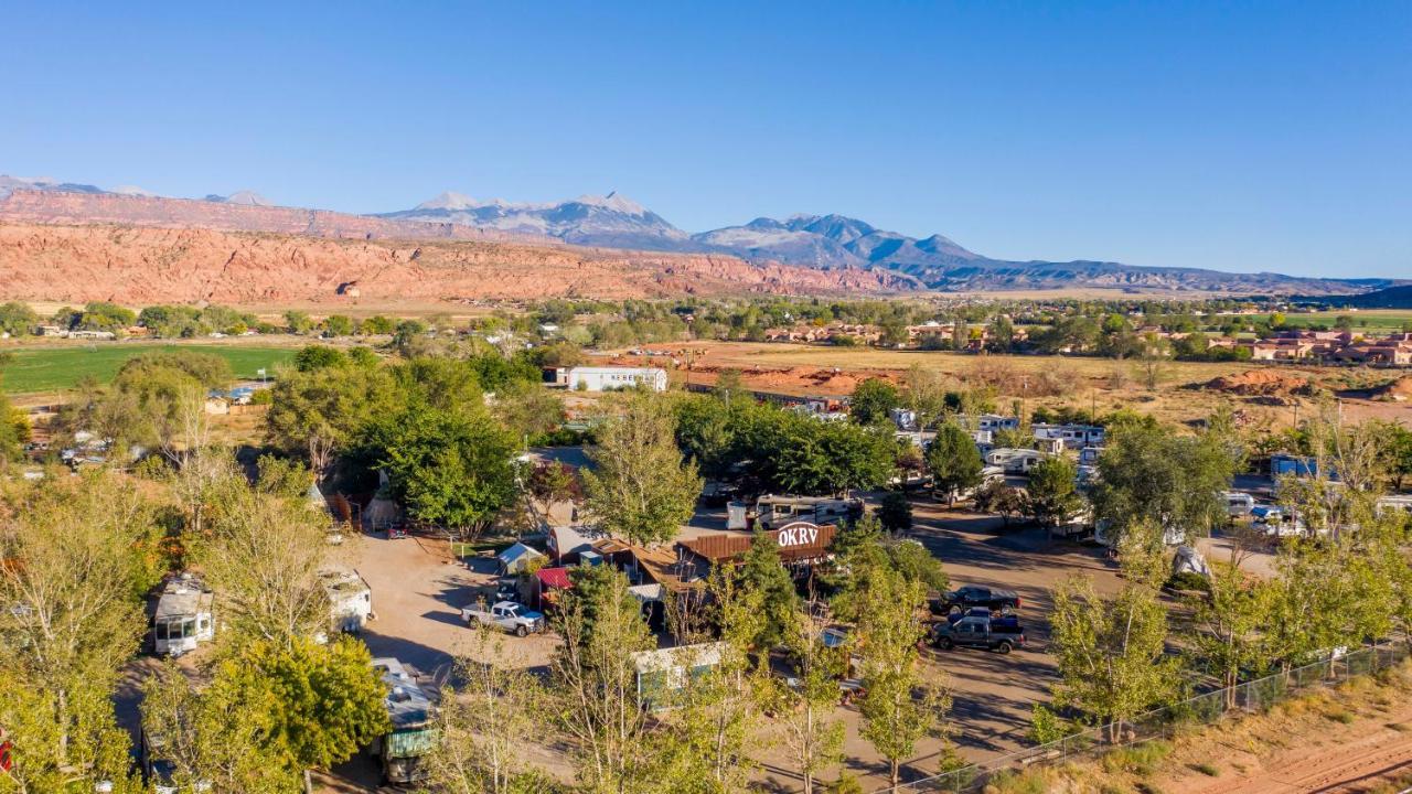 Funstays Glamping Setup Tent In Rv Park #1 Ok-T1 Moab Kültér fotó